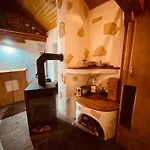 Hood In Wood Apartamento Bermel