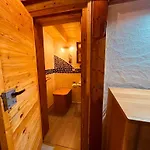 Hood In Wood Apartamento