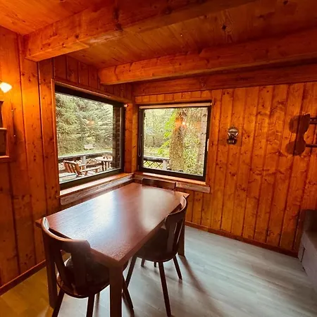 Apartment Hood In Wood *